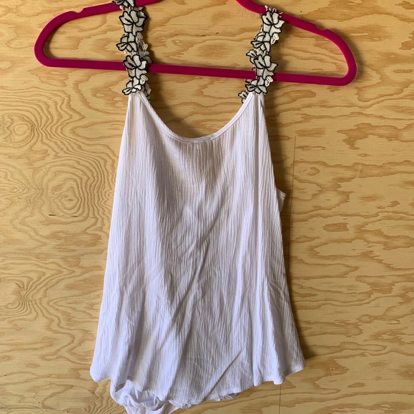 White tank top with floral straps - Picture 2 of 2